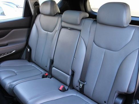 Used 2019 Hyundai Santa Fe FWD image 12