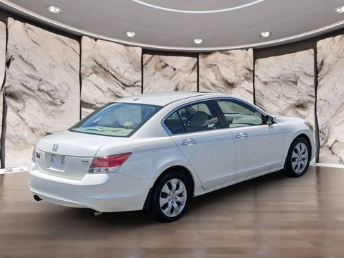 Used 2010 Honda Accord EX-L image 11