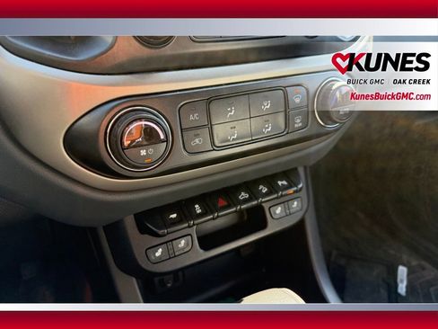 Used 2021 Chevrolet Colorado Z71 image 19