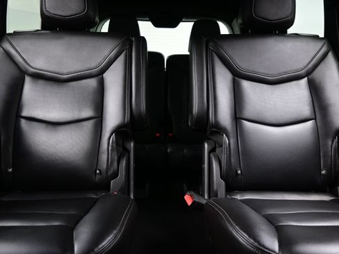 Used 2023 Cadillac XT6 Premium Luxury FWD image 15