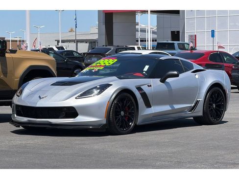 Used 2016 Chevrolet Corvette Z06 w/ 3LZ Preferred Equipment Group RWD image 8