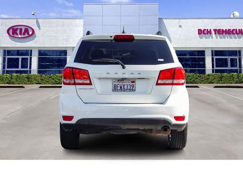 Used 2018 Dodge Journey SXT w/ Blacktop Package image 5