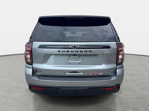 Used 2023 Chevrolet Suburban RST AWD/4WD image 4