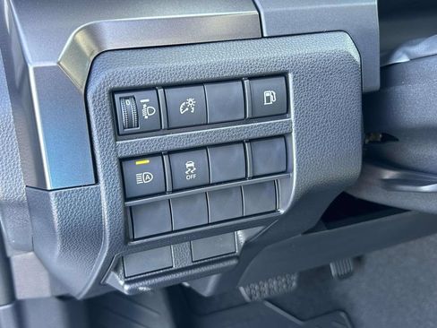 New 2026 Toyota 4Runner SR5 AWD/4WD image 17