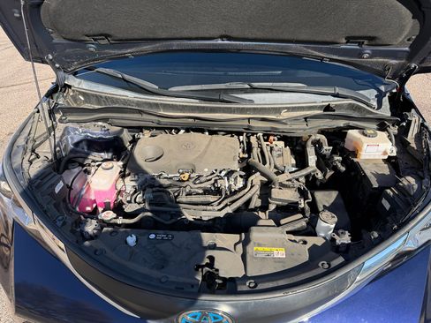 Used 2022 Toyota Sienna Platinum image 13