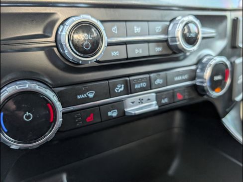 Used 2023 Ford F150 XLT w/ Equipment Group 302A High image 17