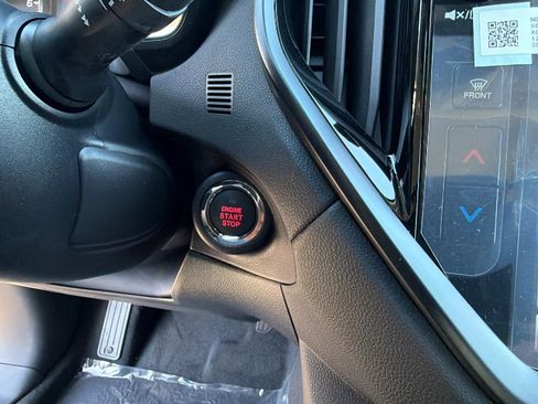 New 2026 Subaru Ascent Limited Bronze image 17