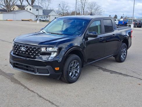 New 2025 Ford Maverick XLT w/ XLT Luxury Package AWD/4WD image 2