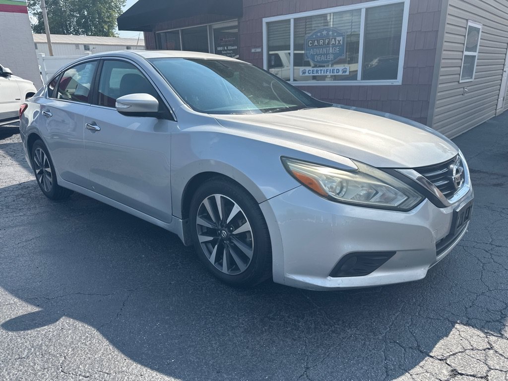 Used 2016 Nissan Altima 2.5 SV w/ Convenience Package FWD image 1