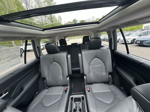 New 2026 Toyota Grand Highlander AWD image 41