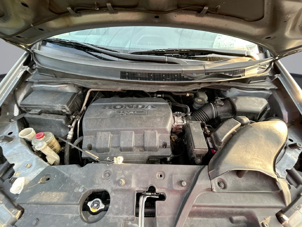 Used 2014 Honda Odyssey EX image 32