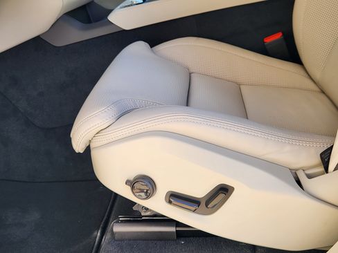 New 2026 Volvo XC90 B5 Ultra image 24