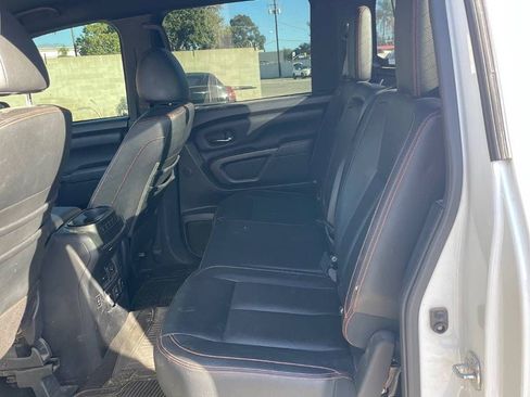 Used 2020 Nissan Titan PRO-4X w/ Pro-4x Convenience Package image 14
