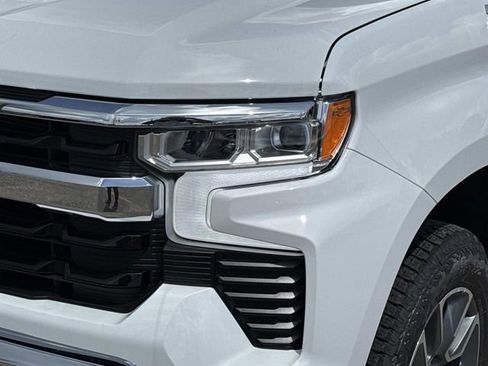 New 2026 Chevrolet Silverado 1500 LT w/ Z71 Off-Road Package AWD/4WD image 2