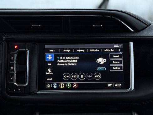 Used 2021 GMC Yukon Denali w/ Advanced Technology Package image 20