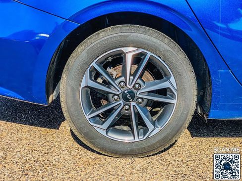 Used 2022 Kia Forte LXS FWD image 11