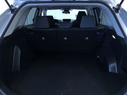 Used 2025 Toyota RAV4 XLE AWD/4WD image 32