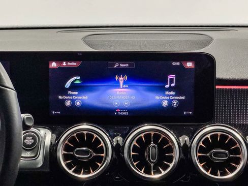 Used 2023 Mercedes-Benz GLB 250 image 14
