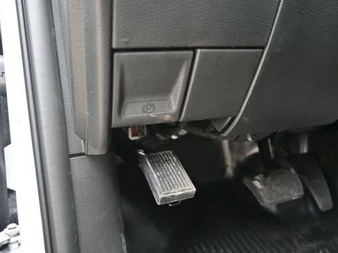 New 2026 RAM 3500 Tradesman AWD/4WD image 15