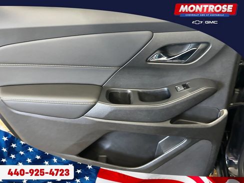 Used 2021 Chevrolet Traverse LT AWD/4WD image 21
