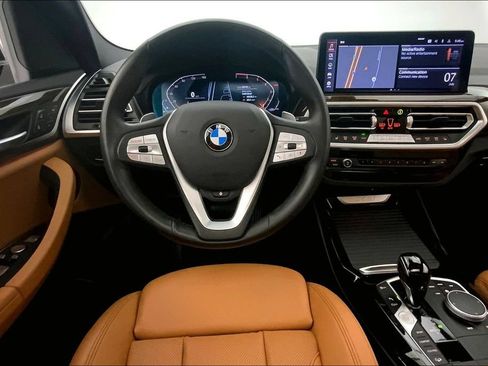 Certified 2024 BMW X3 xDrive30i w/ Premium Package AWD/4WD image 4