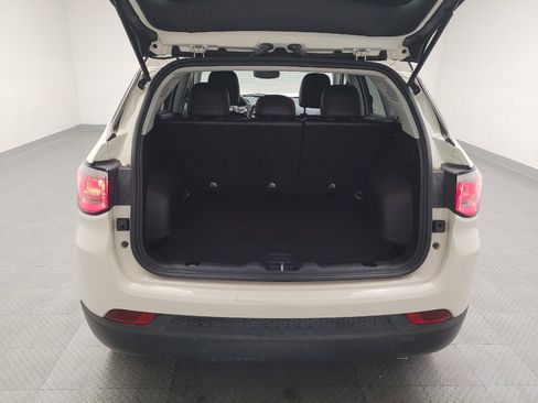 Used 2019 Jeep Compass Limited FWD image 29