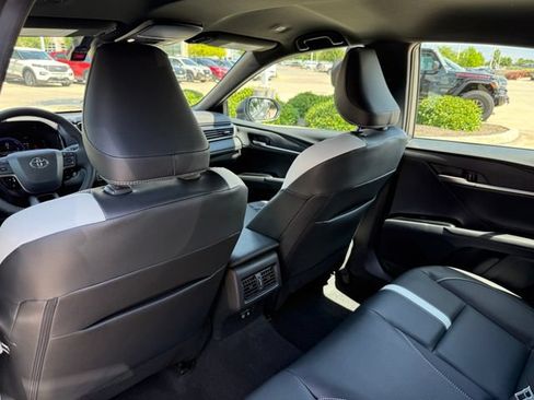Used 2026 Toyota Camry SE w/ Convenience Package FWD image 25