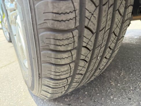 Used 2013 Chevrolet Equinox LT w/ Driver Convenience Package FWD image 34