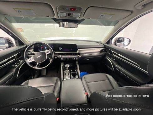 Used 2024 Kia Telluride S w/ S Sunroof Package FWD image 12
