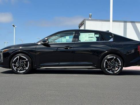 New 2026 Kia K4 GT-Line FWD image 7
