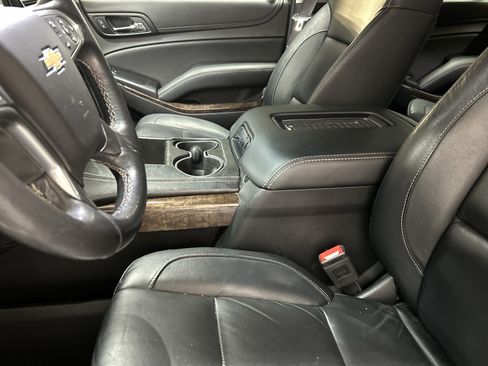 Used 2017 Chevrolet Tahoe LT RWD image 5