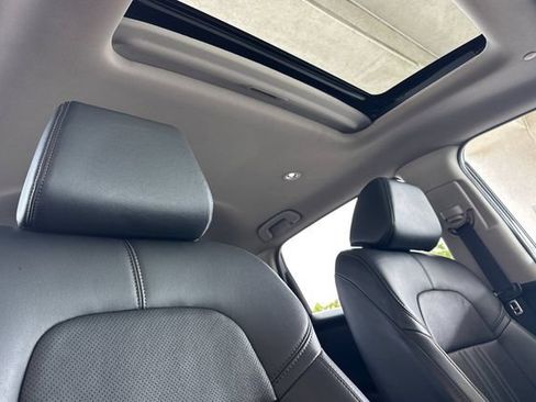 Certified 2024 Honda HR-V EX-L image 18