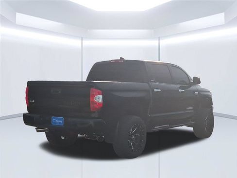Used 2021 Toyota Tundra Limited w/ Limited Premium Package AWD/4WD image 6