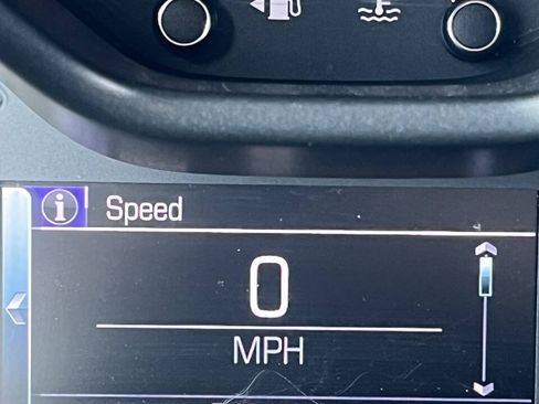 Used 2018 Chevrolet Colorado Z71 AWD/4WD image 31