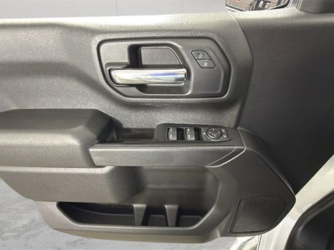 Used 2019 Chevrolet Silverado 1500 Custom Trail Boss w/ Custom Convenience Package image 24