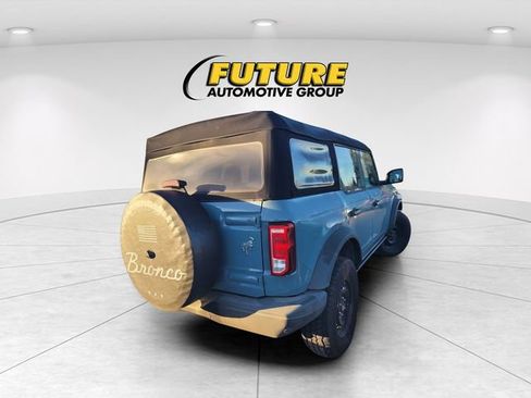 Used 2023 Ford Bronco Black Diamond image 3