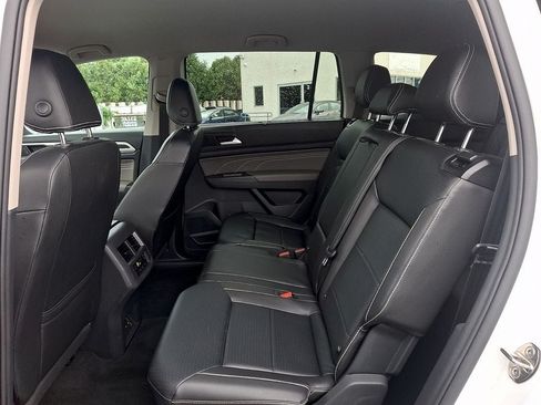 Certified 2023 Volkswagen Atlas SE AWD/4WD image 10
