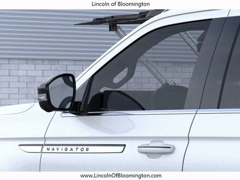New 2026 Lincoln Navigator L Reserve AWD/4WD image 21