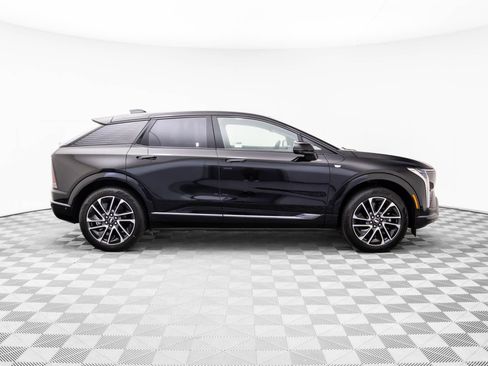 New 2026 Cadillac Optiq Sport 1 image 8