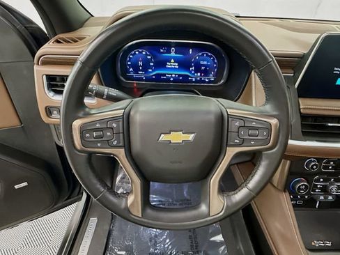 Used 2023 Chevrolet Tahoe High Country AWD/4WD image 11