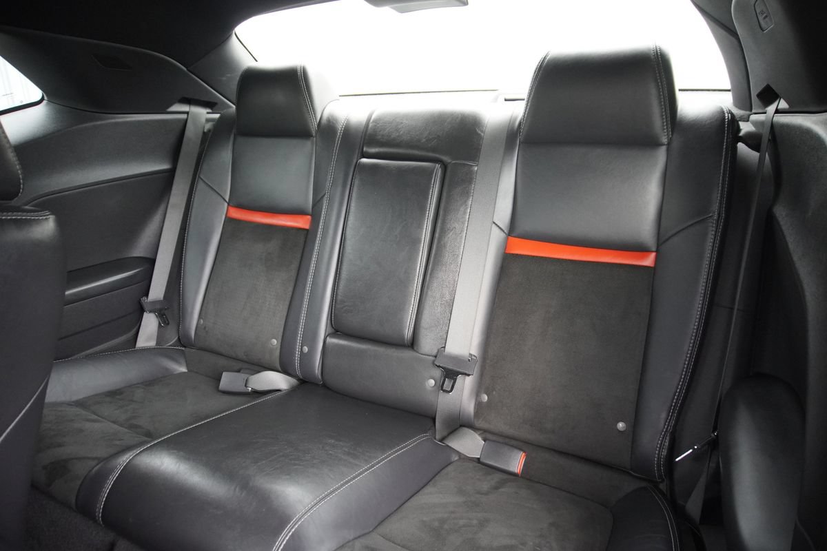 Used 2009 Dodge Challenger SRT8 RWD image 11