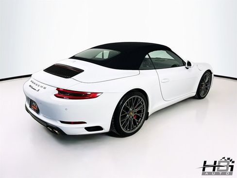 Used 2017 Porsche 911 Carrera S RWD image 5