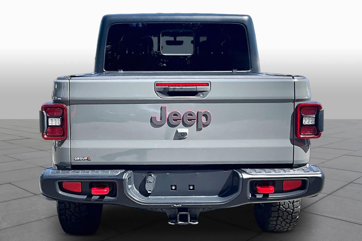 Used 2021 Jeep Gladiator Rubicon AWD/4WD image 5