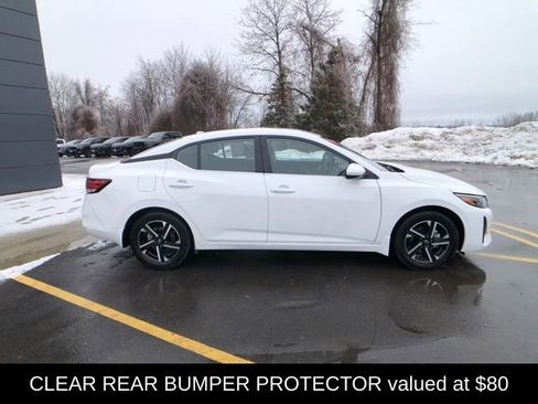 Certified 2025 Nissan Sentra SV image 8