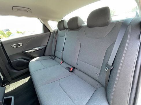 Certified 2025 Kia K4 FWD image 24