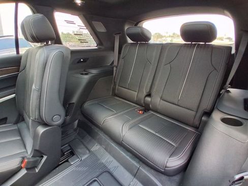 New 2026 Cadillac Vistiq Luxury image 27