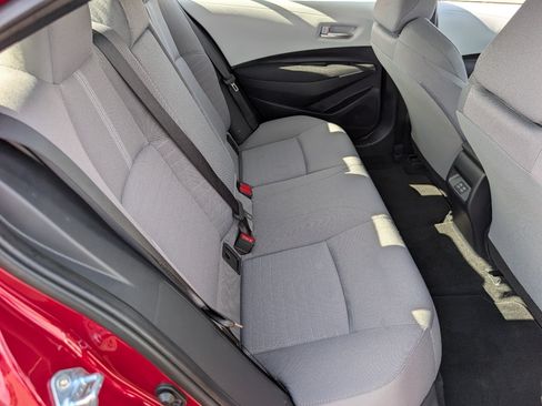 Used 2026 Toyota Corolla SE w/ Carpet Mat Package (TMS) FWD image 5
