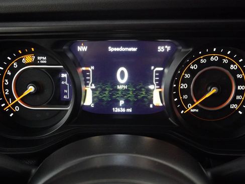 Used 2024 Jeep Wrangler Rubicon w/ Dual Top Group image 12