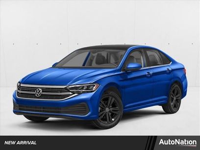 Used 2024 Volkswagen Jetta SE w/ Panoramic Sunroof Package