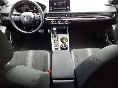 Used 2025 Honda Civic Sport image 17
